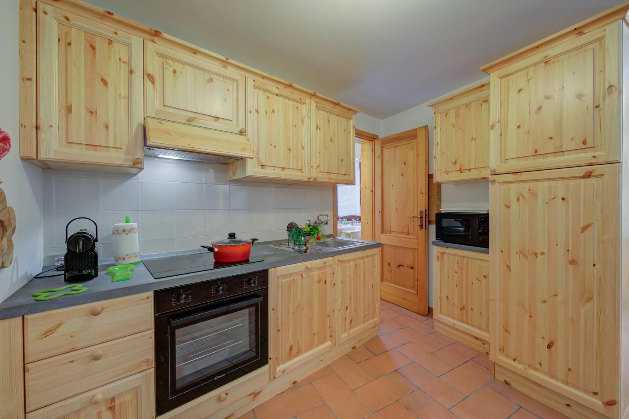 Villa Il Castagno Few Min From Beach - Happy Rentals Castelveccana Extérieur photo