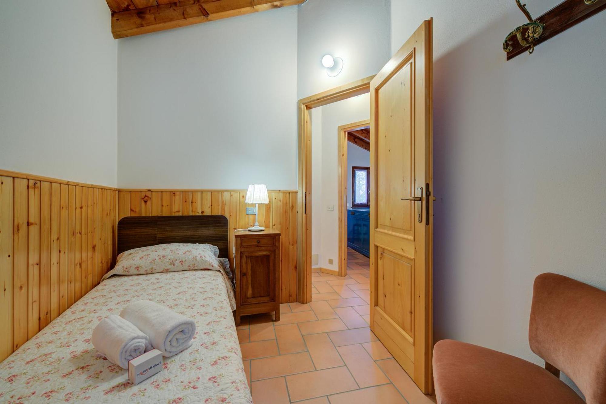 Villa Il Castagno Few Min From Beach - Happy Rentals Castelveccana Extérieur photo