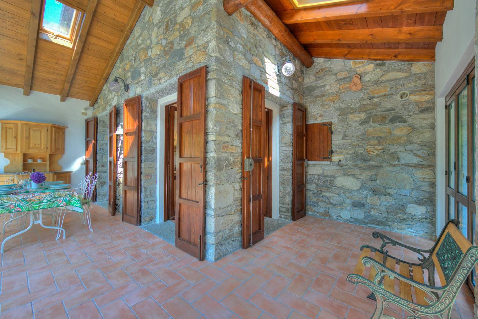 Villa Il Castagno Few Min From Beach - Happy Rentals Castelveccana Extérieur photo