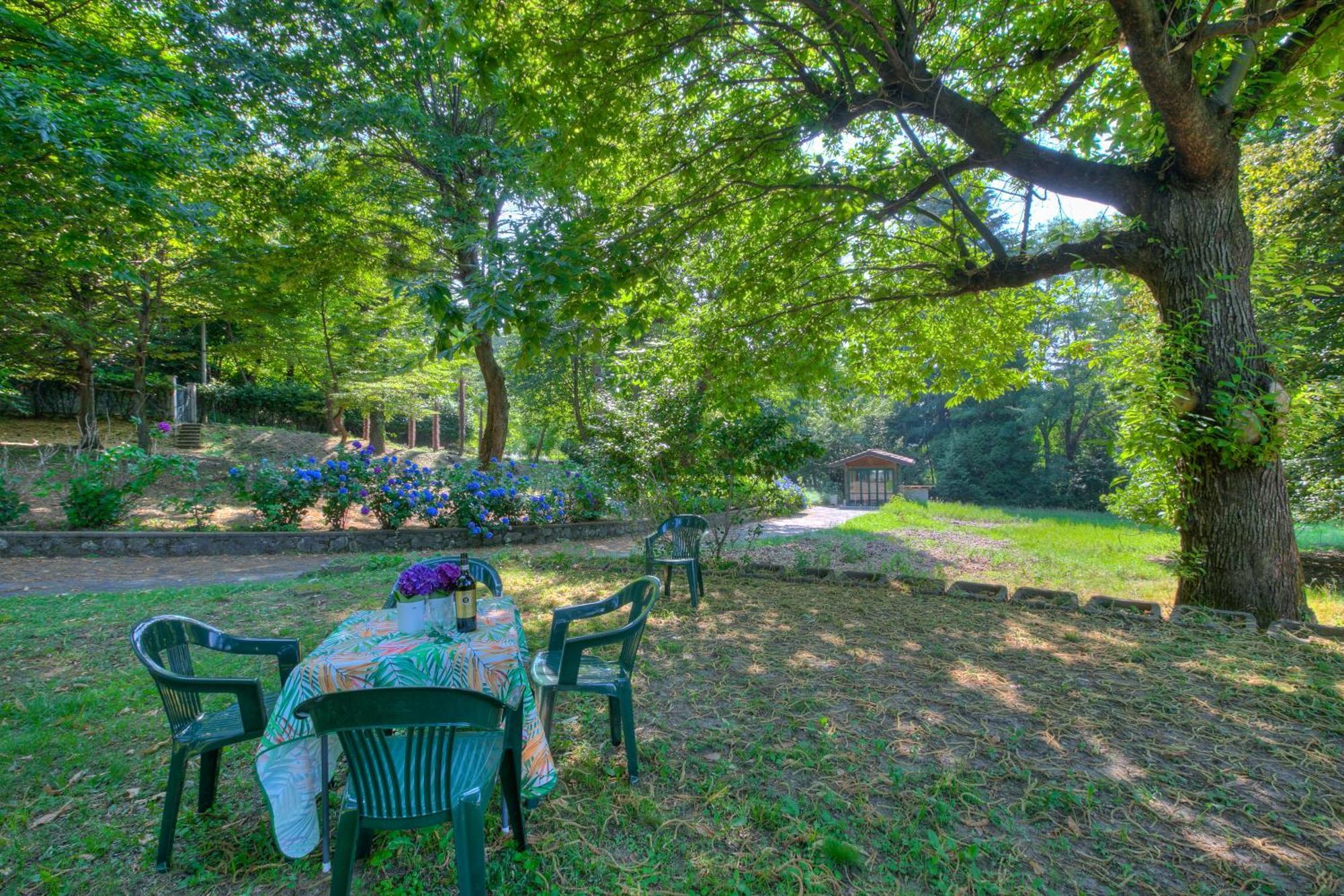 Villa Il Castagno Few Min From Beach - Happy Rentals Castelveccana Extérieur photo